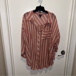 Torrid Size 2 Light Pink Striped Button Up